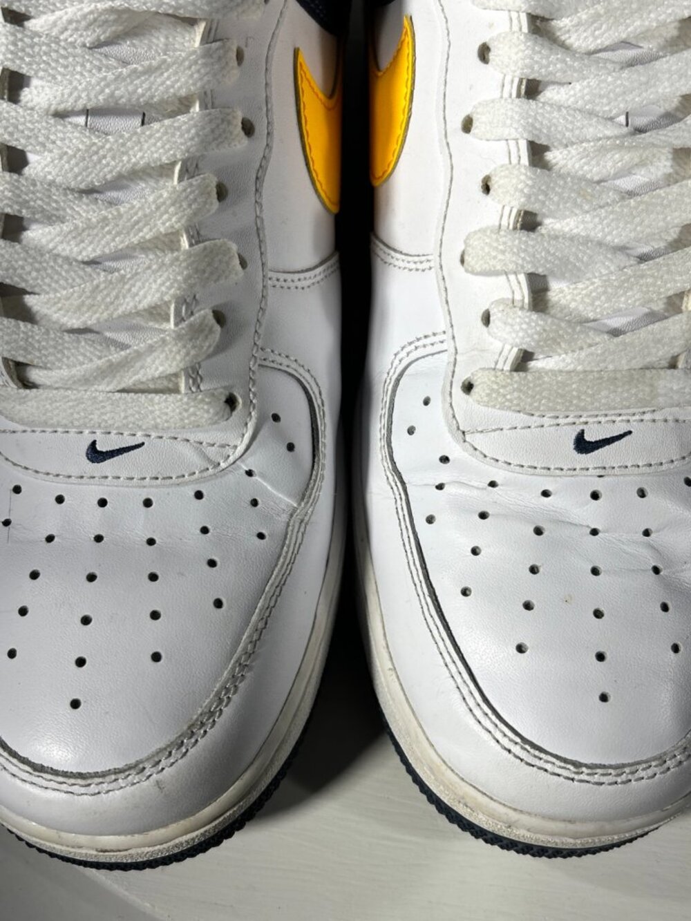 Nike Air Force 1 90s South Beach Mens Shoes Size 9.5 White Sneakers AF1 Thunder - Picture 4 of 12